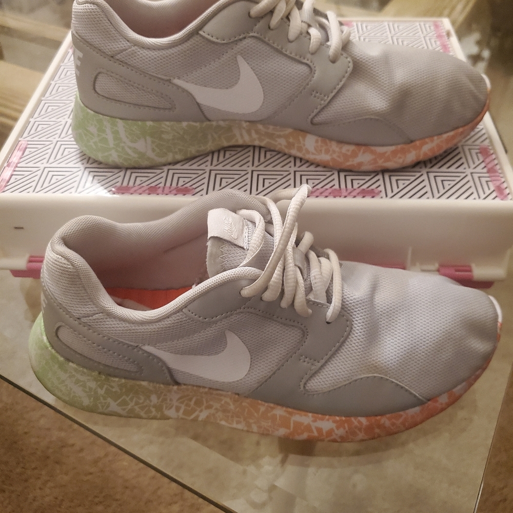 Nike Women's athletic running shoes
